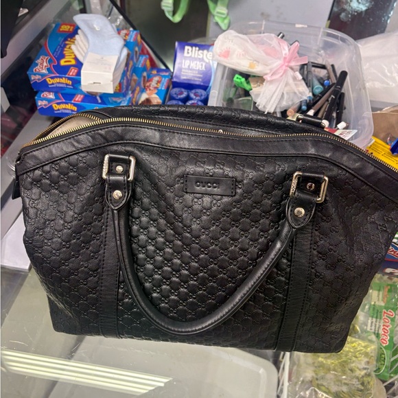 Gucci Black Embossed Shoulder Bag - Picture 4 of 4